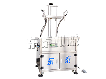 半自動(dòng)電氣結(jié)合BSB雙頭油類(lèi)灌裝機(jī)